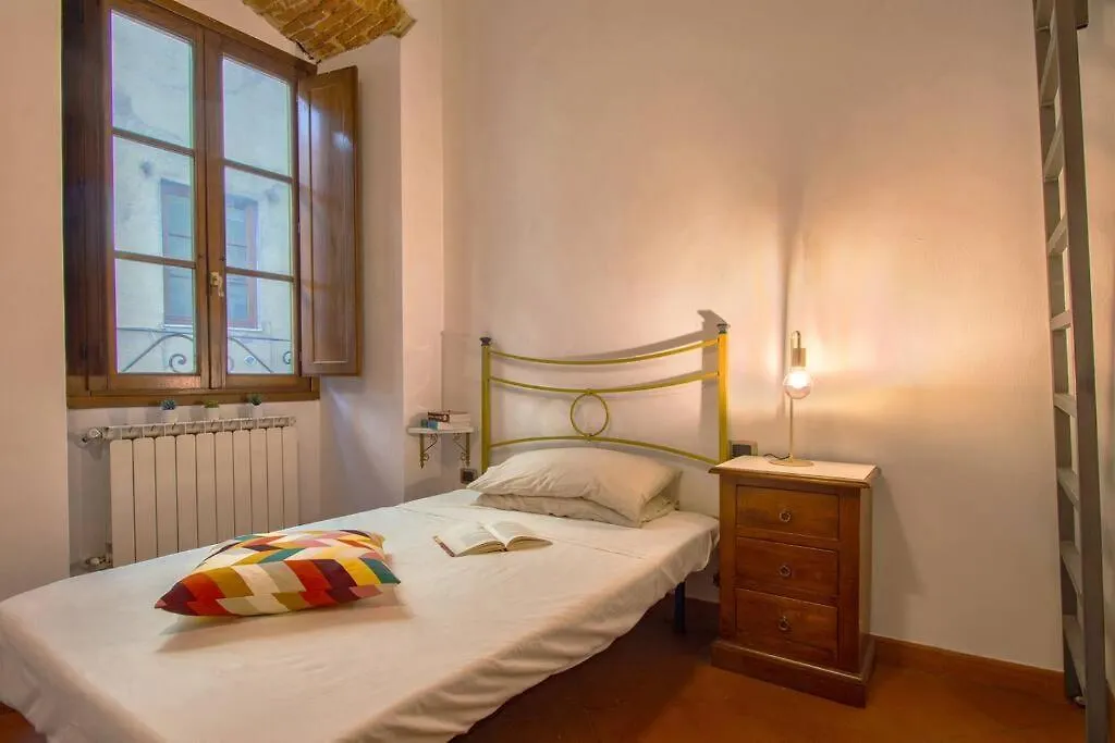 피렌체 Demedici Apt W/ 2Br 1' Walk Uffizi & Ponte Vecchio 아파트