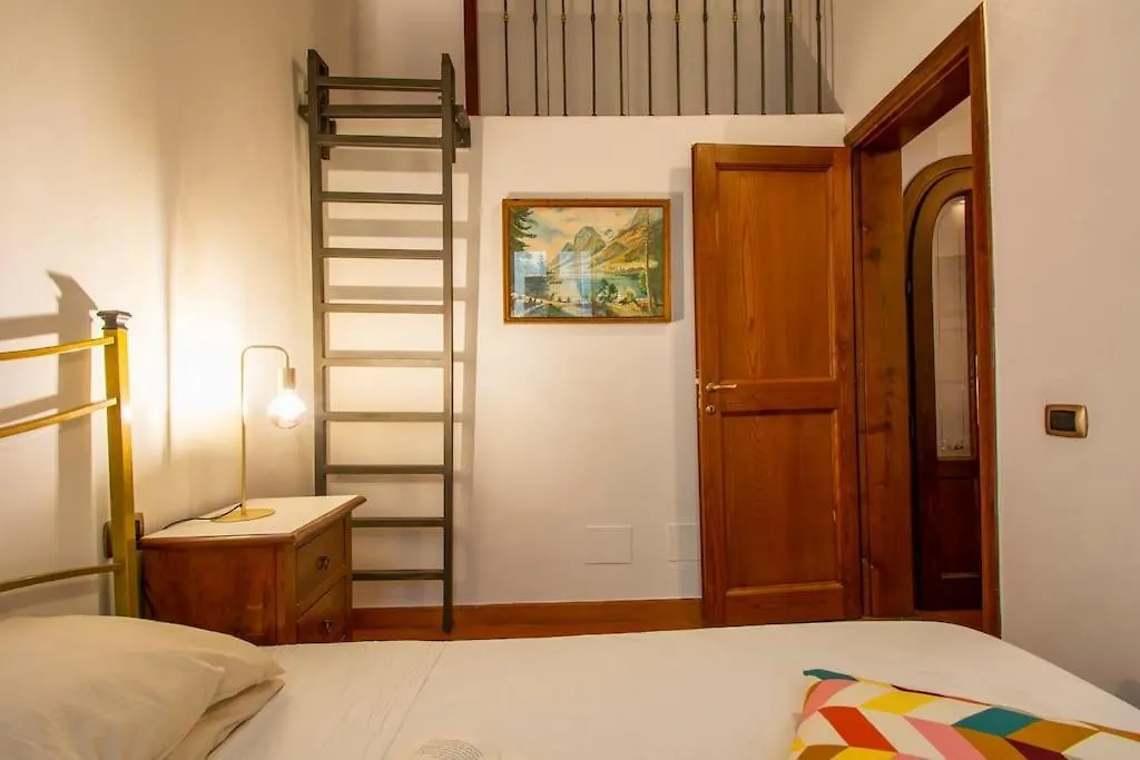 피렌체 Demedici Apt W/ 2Br 1' Walk Uffizi & Ponte Vecchio 아파트 이탈리아