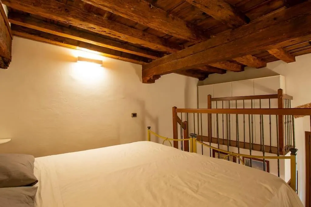 피렌체 Demedici Apt W/ 2Br 1' Walk Uffizi & Ponte Vecchio 아파트