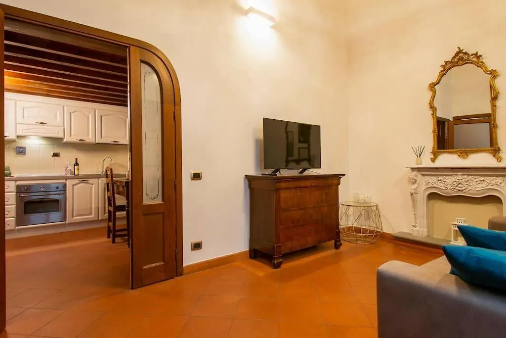 피렌체 Demedici Apt W/ 2Br 1' Walk Uffizi & Ponte Vecchio 아파트 0*,  이탈리아